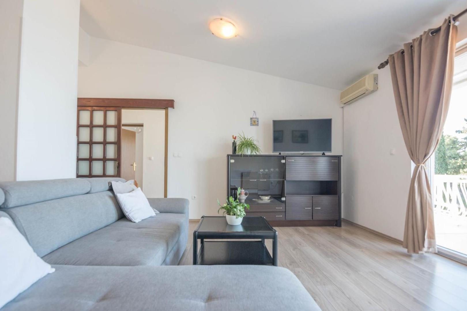 Apartment Rajna Biograd Na Moru Zewnętrze zdjęcie